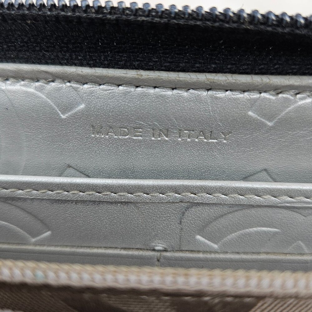 Chanel  Black Quilted Leather Cambon Ligne Zippy Organizer Wallet - Picture 3 of 17